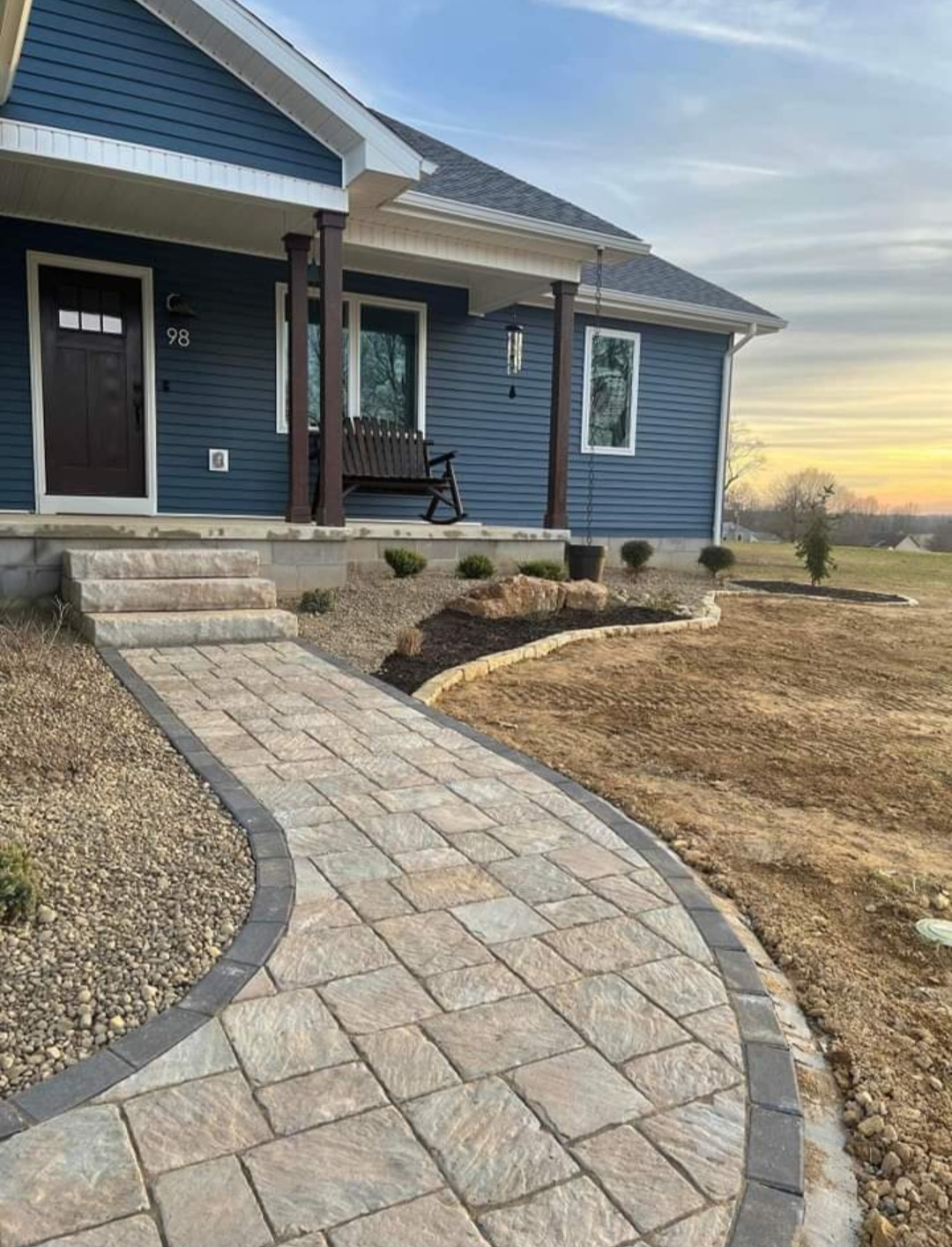 Kentucky outdoor living space installation company for properties in Greenville, Owensboro, and Madisonville<br />
