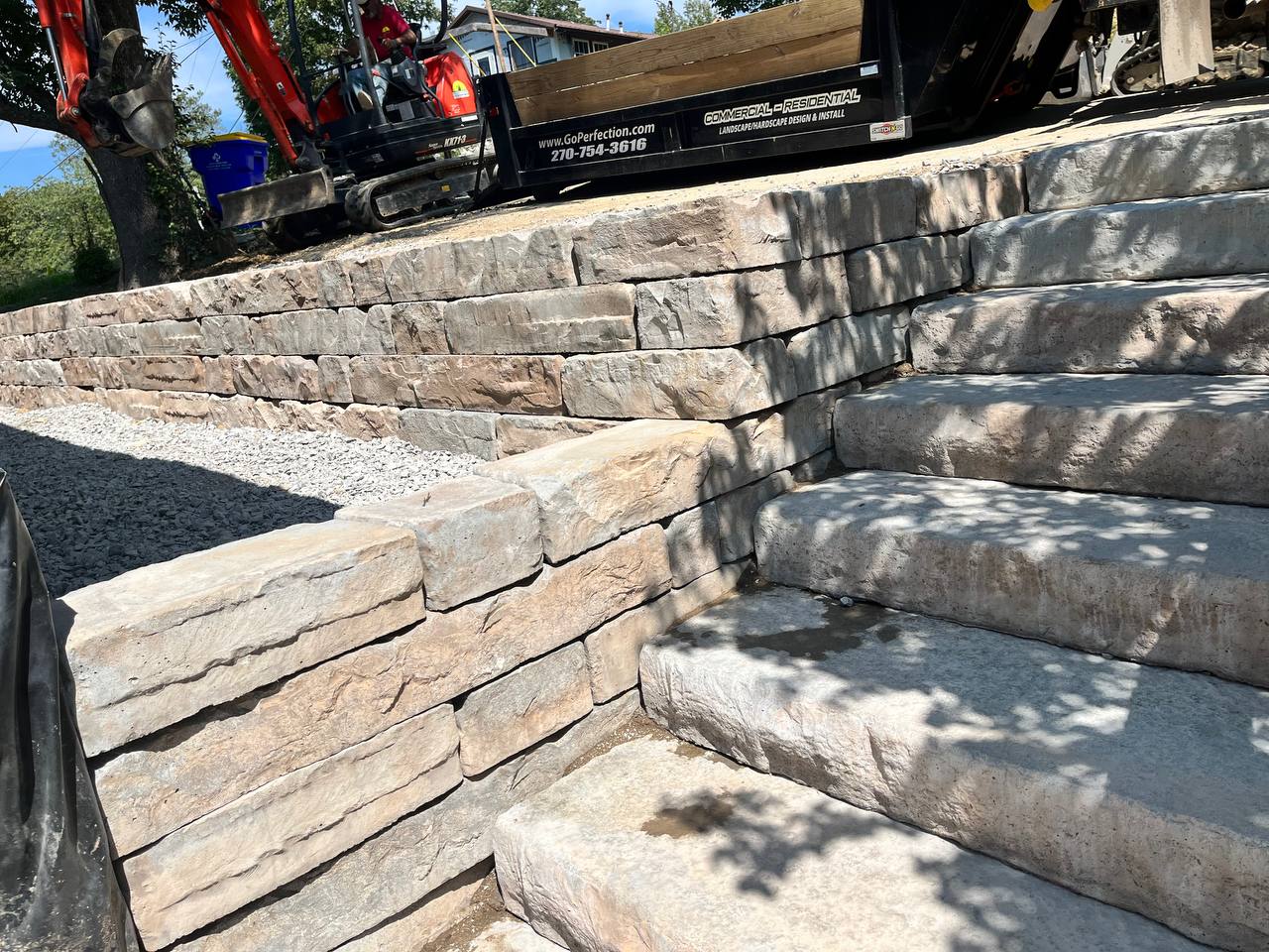 goperfection-RetainingWalls-Madisonville A beautiful retaining wall with matching step stones as well.